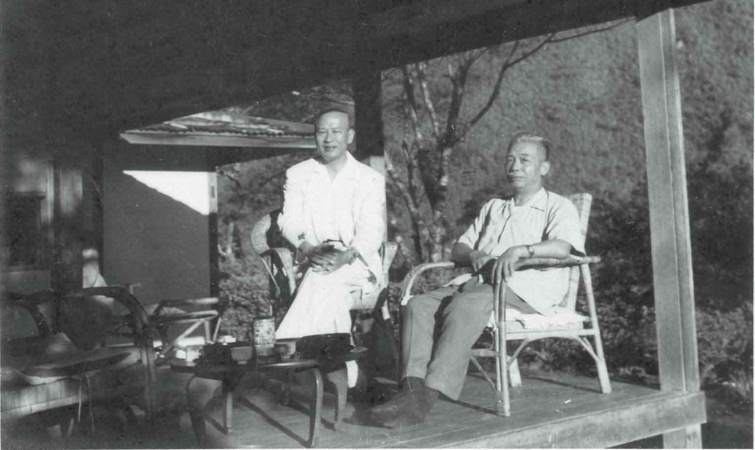 八千里路云和月